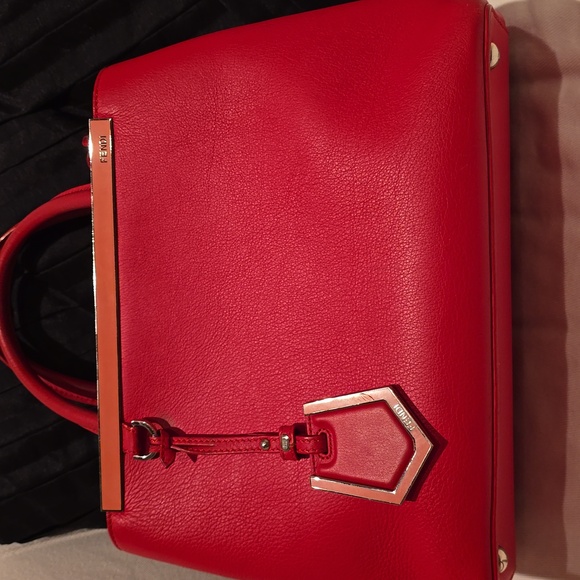 Fendi Handbags - Fendi 2jours EUC